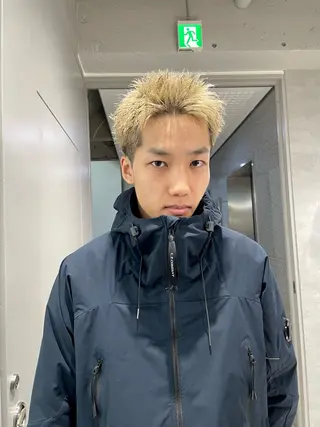 ショート カラー メンズ 垢抜けハイトーン☀/ 笑顔の美容師/しゅんのヘアスタイル