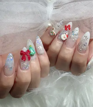 ネイル YOLO NAILのネイルデザイン