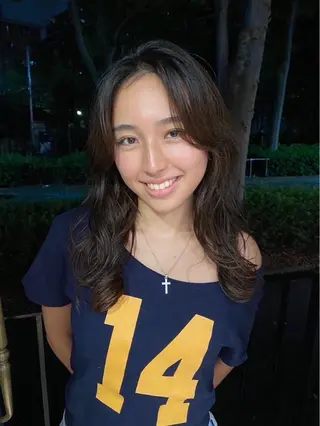 ロング パーマ 🫧Miyu /ブロー🫧のヘアスタイル