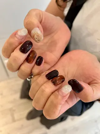 ネイル REHTOF |朝7時Open☀️のネイルデザイン