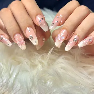 ネイル hohomi .のネイルデザイン