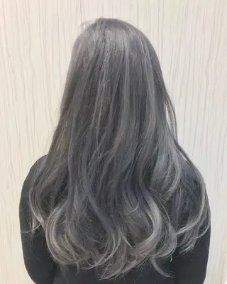 ロング カラー 中川 拓弥のヘアスタイル