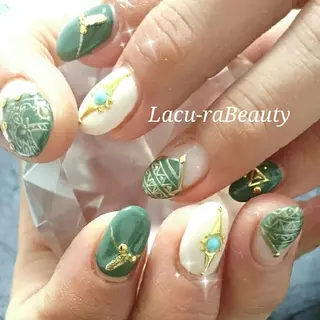 ネイル 小顔と腸の専門店 ラクーラビューティのエステ・リラクイメージ