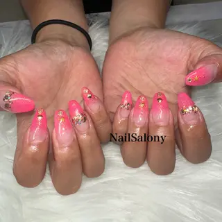 ネイル Nail Salon yのネイルデザイン