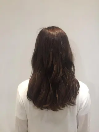 ミディアム GO TODAY SHAiRE SALON　下北沢店所属・冨永 志穂の眉毛・アイブロウイメージ