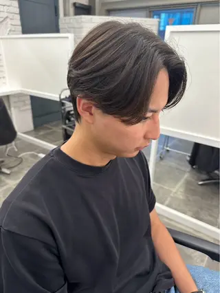 つよし 西梅田 / モデル募集中🍒のヘアスタイル