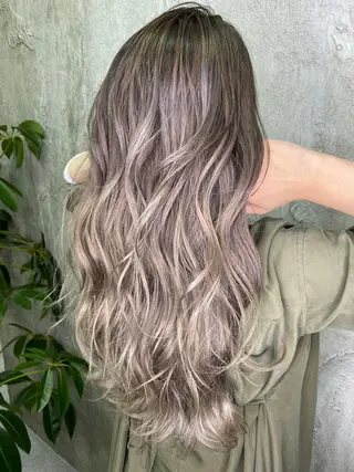 セミロング カラー MERRY所属・寺門 拓馬のヘアスタイル