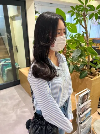 ロング 田中 愛梨のヘアスタイル