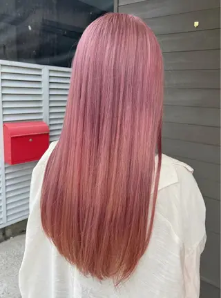 カラー イシイ ハルナ 🤍のヘアスタイル