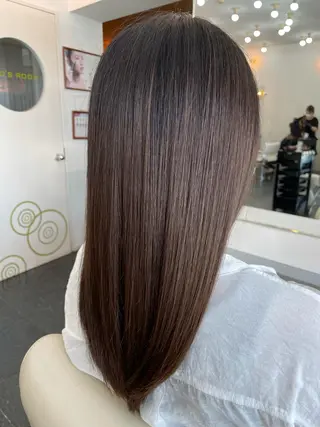 セミロング 艶髪韓国レイヤー 🇰🇷✨小清水✨のヘアスタイル