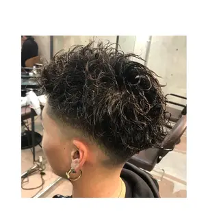 ショート パーマ メンズ 及川シゲル 髪質改善講師のヘアスタイル