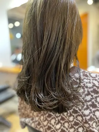 ミディアム カラー レイヤー/似合わせ TAKUYAのヘアスタイル