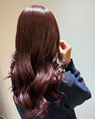 ロング カラー 前田 美桜のヘアスタイル