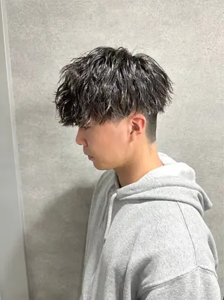パーマ メンズ 女子ウケNo.1メン ズヘアー流行先端🌈のヘアスタイル