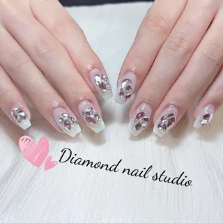 ネイル Ena 🧸のネイルデザイン