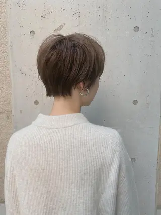 ショート カラー h a k u 大倉 卓人のヘアスタイル