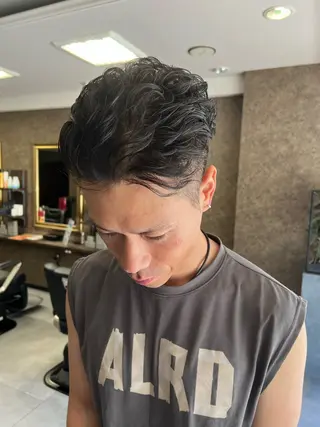 ショート SHIOZAWA所属・SHIOZAWA 細谷のヘアスタイル