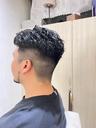 ショート パーマ メンズ 【垢抜け大人髪】 TIARA西山のヘアスタイル