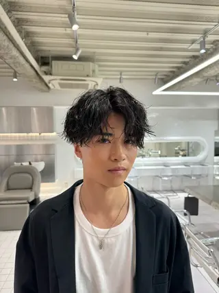 ショート パーマ メンズ 波巻きスパイラルパー マ/シャドウパーマ駿のヘアスタイル