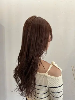 ロング 透明感/グレージュ/ MOMOKO🩵のヘアスタイル