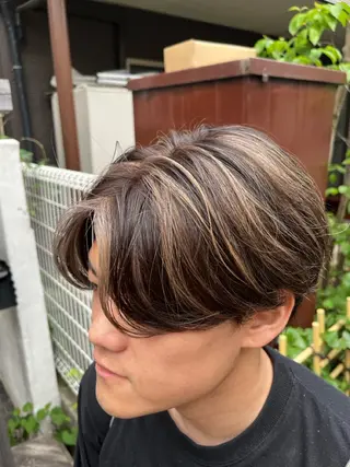 ミディアム Lowha(ローハ)所属・蓑島廉 ミノシマレンのヘアスタイル