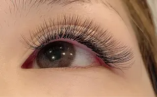 マツエク・マツパ Millie ainee 店長　神のマツエク・マツパデザイン