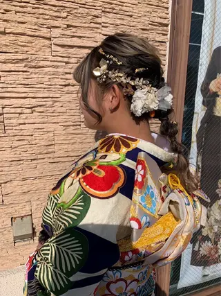 ロング カラー ヘアアレンジ OLSEN D.B.A BALLOON HAIR所属・さとう あやかのヘアスタイル