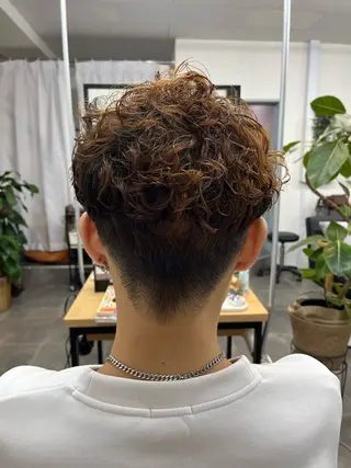 ショート パーマ メンズ 0choirクワイア Hana(ハナ)のヘアスタイル