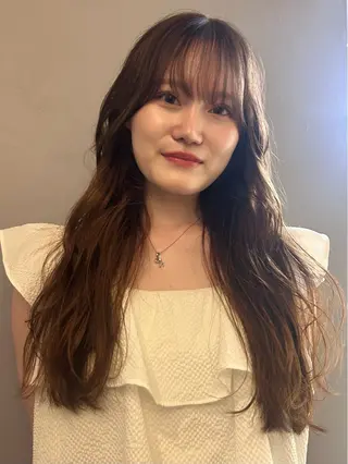 ロング カラー Yaya ヤヤ / HACO+のヘアスタイル