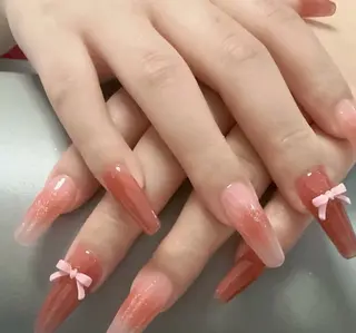 ネイル 高木 維麗絲のネイルデザイン