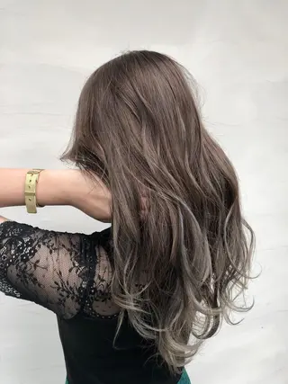 ロング カラー LODAT横浜 by little【ロダットヨコハマ バイリトル】所属・TO RUのヘアスタイル