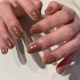 ネイル quro.n立川店所属・quro.n ☕️mariのネイルデザイン