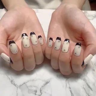 ネイル はな💎ネイル ワンホン、長さ出しのネイルデザイン