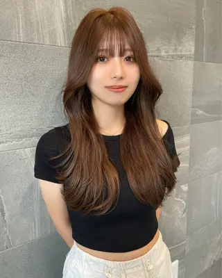 ロング 透明カラー/レイヤー misaki °*のヘアスタイル