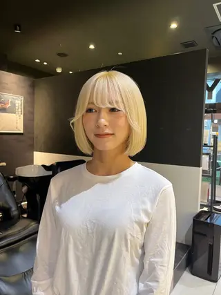 ショート ボブパーマ/レイヤー カット/KINAMIのヘアスタイル