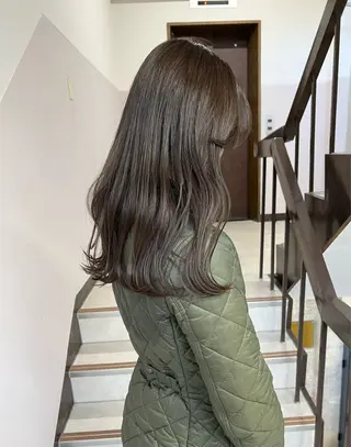 セミロング カラー 樫原裕二 /柔らかいカラーのヘアスタイル