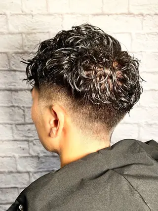 ショート カラー パーマ ヘアアレンジ メンズ メンズカット/パーマ 山崎航平💈のヘアスタイル