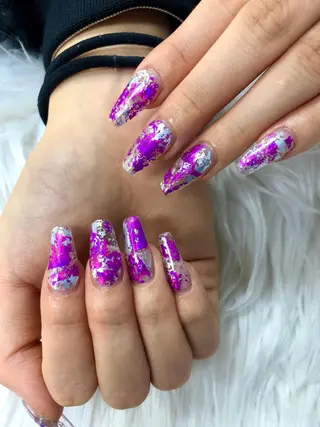 ネイル MADIA藤沢所属・MADIA MEGUのネイルデザイン