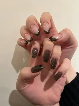 ネイル une／YUKINA 🫧大人nuanceのネイルデザイン