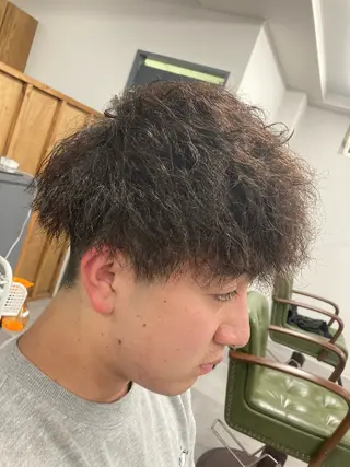 パーマ メンズ SHAFT Ieiriのヘアスタイル