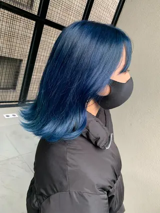 ミディアム 大内 志穂のヘアスタイル