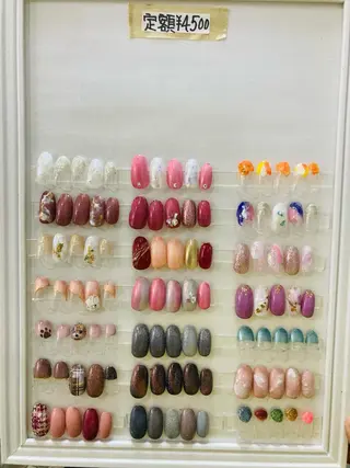 ネイル MonFavori所属・MonFavori 坂田のネイルデザイン