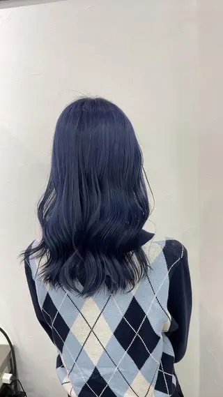 セミロング カラー グリードヘアー所属・原田 健太郎のヘアスタイル
