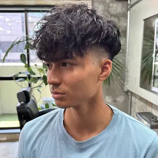 ショート パーマ メンズ Lond GULLMAN所属・高橋大和/ メンズ特化美容師のヘアスタイル