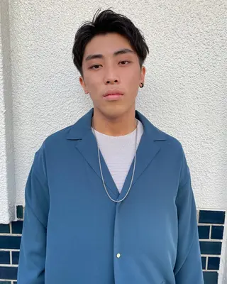 メンズ パーマ、髪質改善 カズマのヘアスタイル