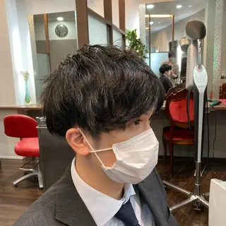 ショート パーマ メンズ 藤森 達也のヘアスタイル