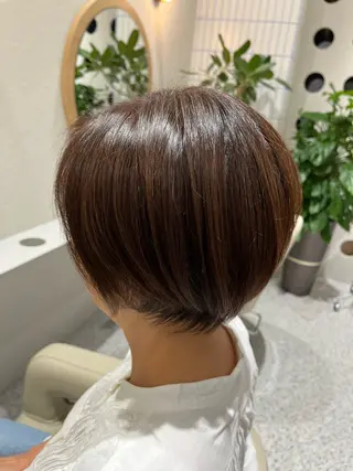 ショート カラー Legit 海老名所属・髪質改善💫カラー/ 縮毛矯正✨特化美容師のヘアスタイル