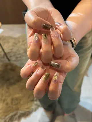 カラー yui .crescentのネイルデザイン