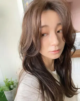 ロング 韓国風レイヤーカット 🇰🇷❕モカのヘアスタイル