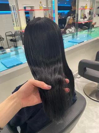 ロング カラー ヘアアレンジ 艶カラー/ハイトーン /レイヤーカットのヘアスタイル